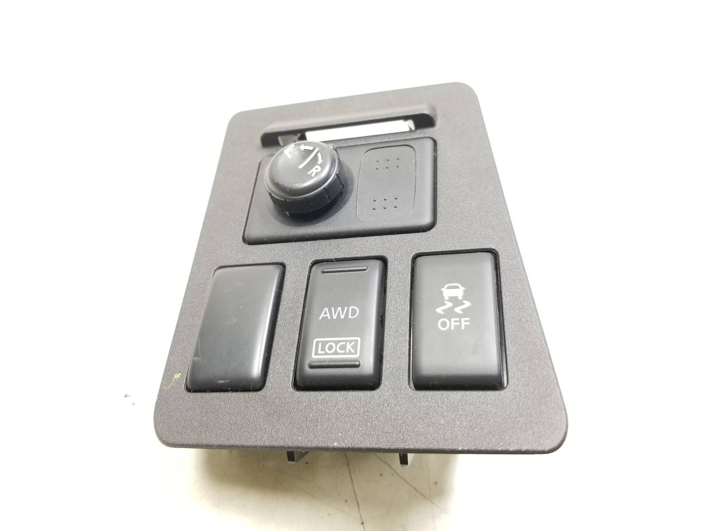 08-15 Nissan Rogue Mirror Adjust AWD Lock Tcs Control Switch OEM ✅