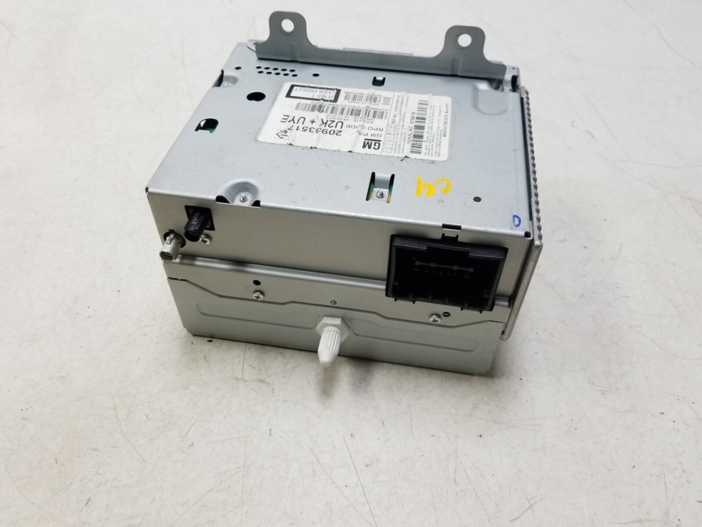 2010 - 2016 Cadillac SRX Head Units Cd Mp3 Radio OEM