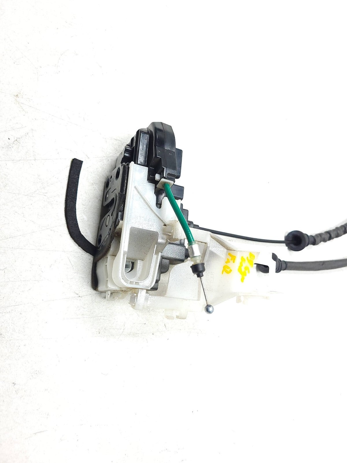 09-14 Hyundai Genesis Door Lock Latch Actuator Front Driver Side Left OEM Sedan