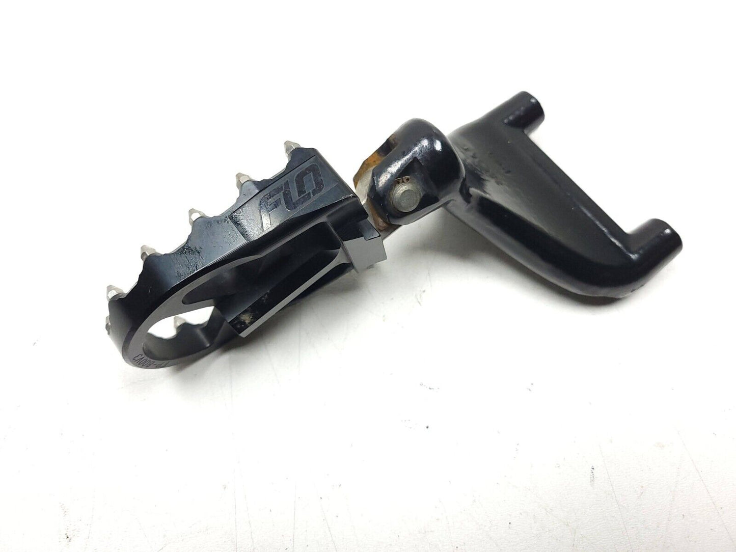 Harley-davidson Forty Eight Xl1200 Xl883 Foot Peg & Bracket Front & Rear Flo