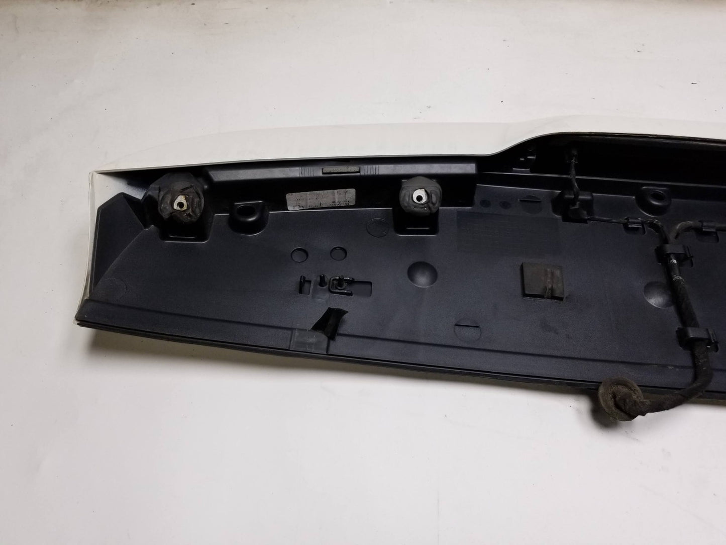 2011 - 2013 Jeep Grand Cherokee Rear Spoiler Trunk W/ 3rd Brake Light OEM