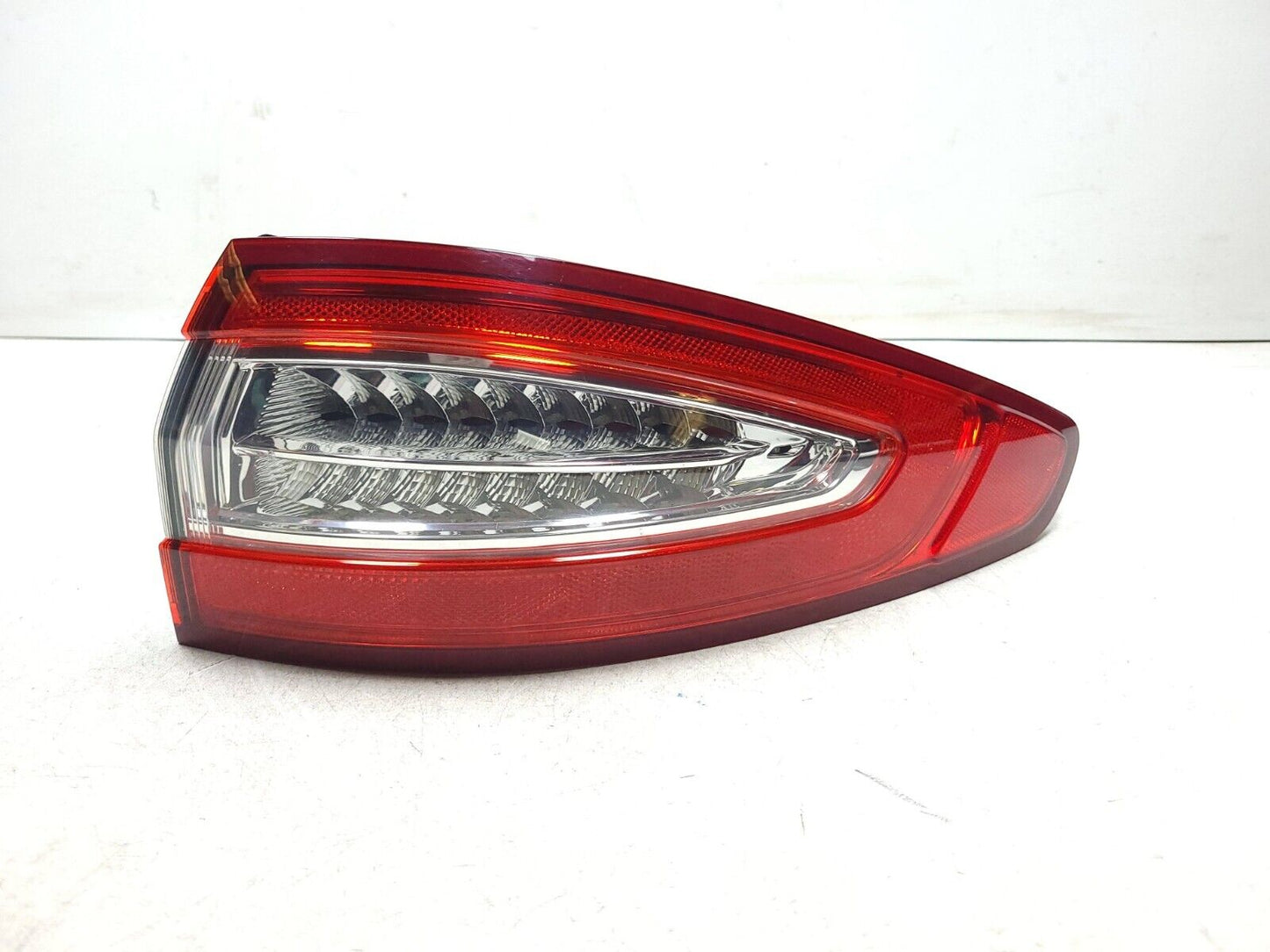 2013 - 2016 Ford Fusion Tail Light Passenger Side Right OEM