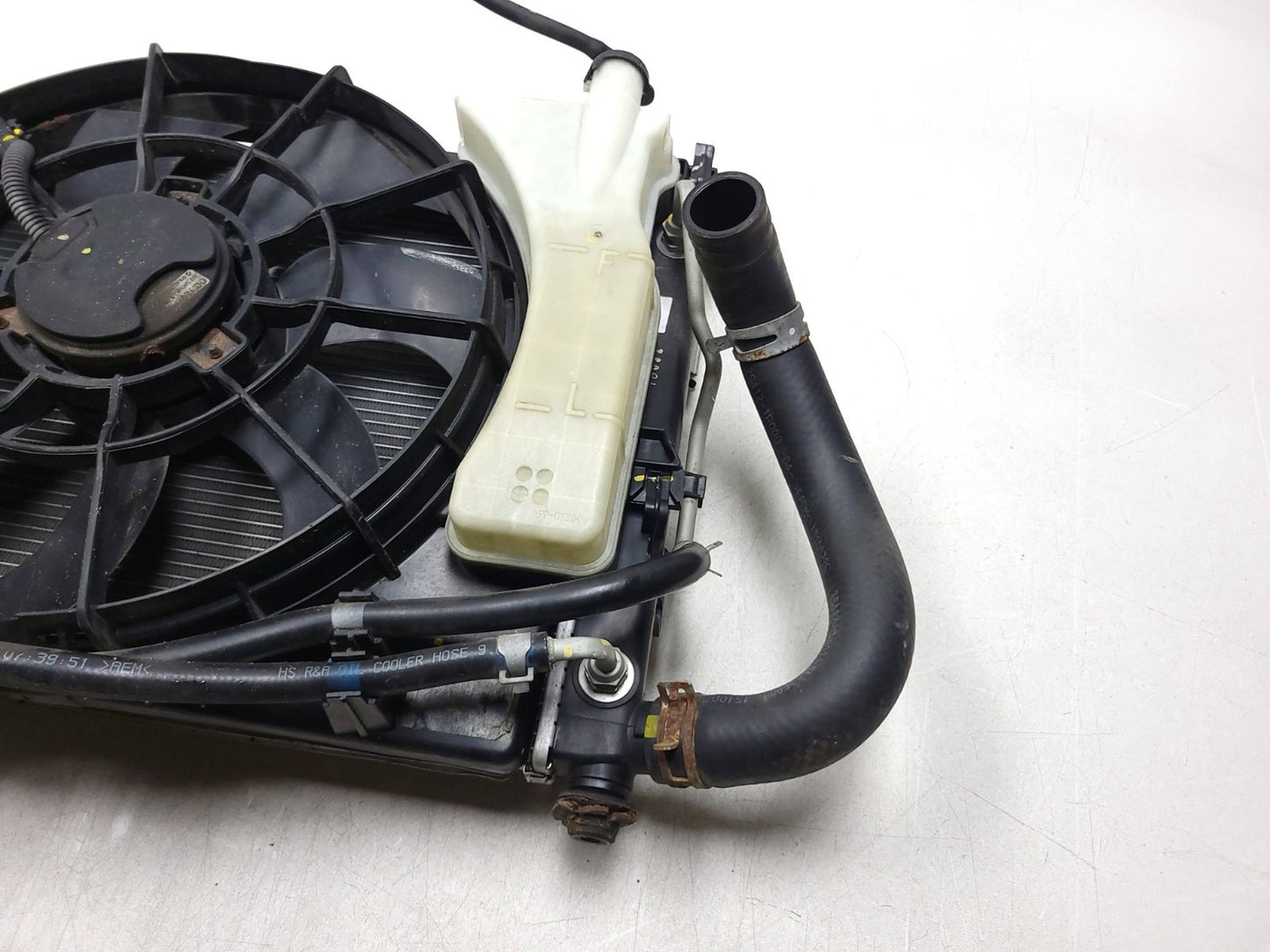 12 13 14 15 16 17 Hyundai Accent Radiator Fan AC Condenser OEM