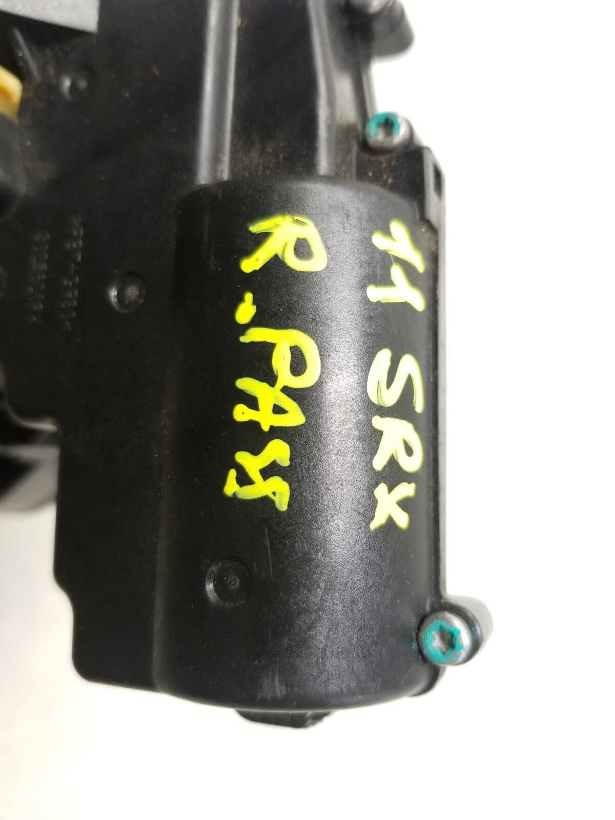 2010 - 2012 Cadillac SRX Door Lock Actuator Rear Passenger Side Right OEM
