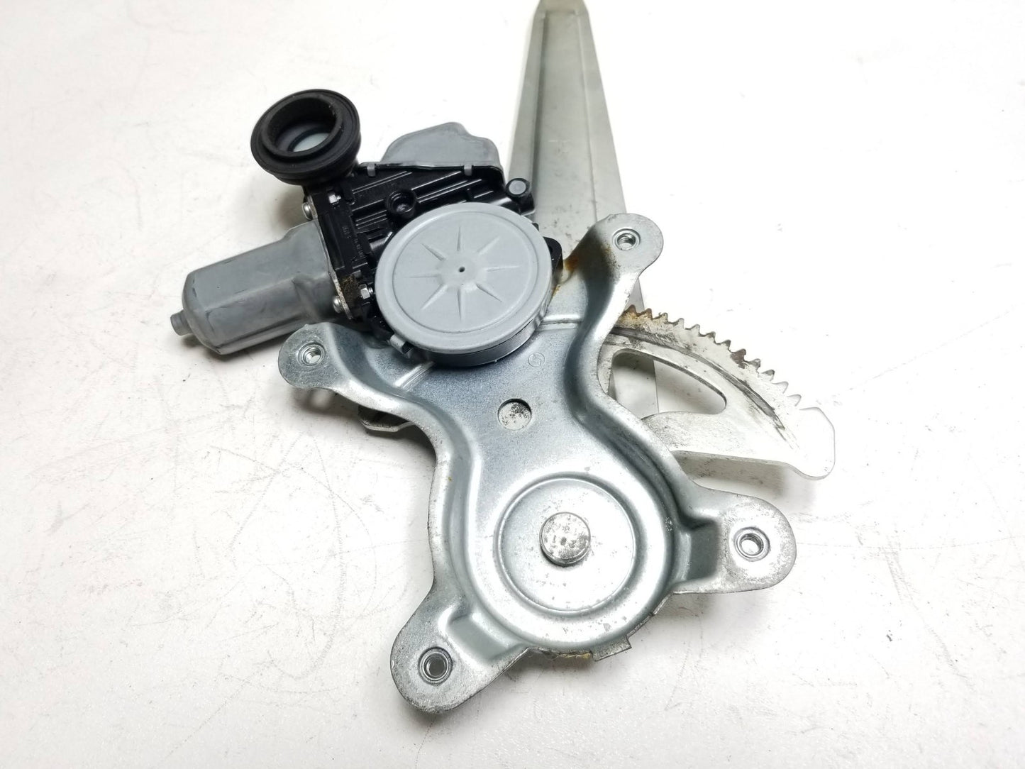 11-17 Lexus CT200h Rear Door Window Regulator Motor Passenger Side Right OEM