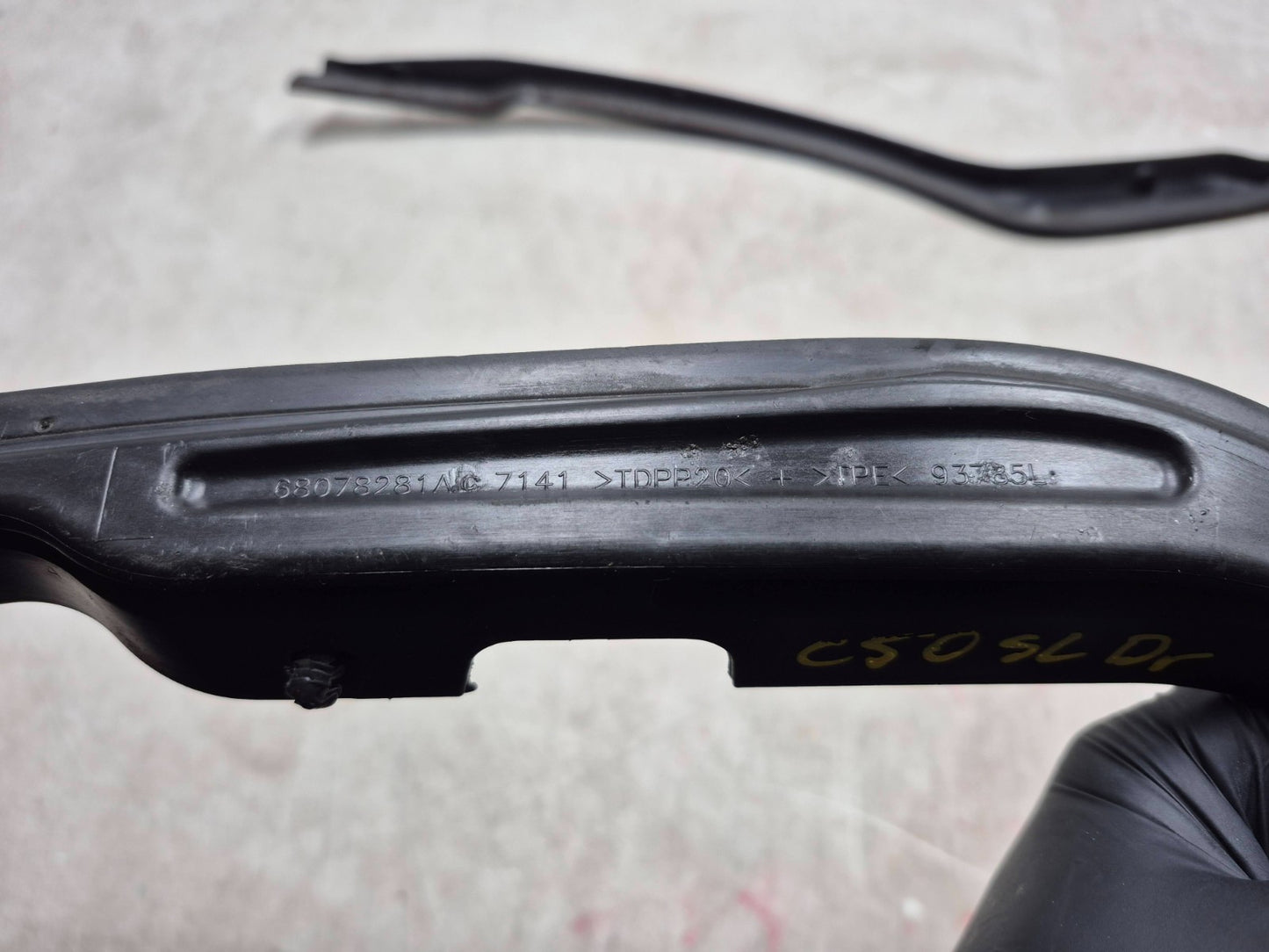 2013 Dodge Grand Caravan Rear Door Seal C Pillar Line Trim Left & Right Oem✅