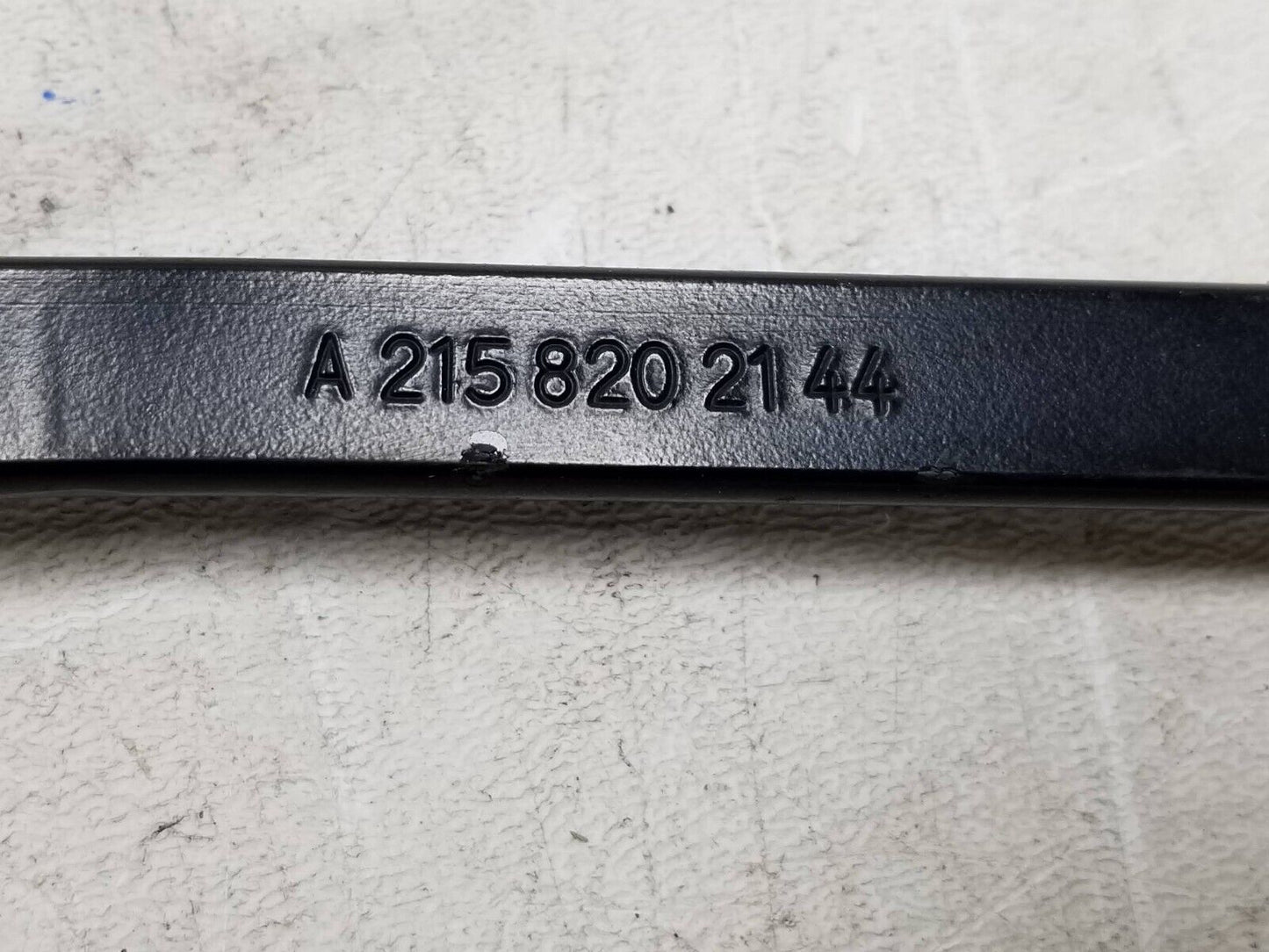 03-06 Mercedes Benz Wiindshield Wiper Arm Pair W215 CL500 Cl600 OEM