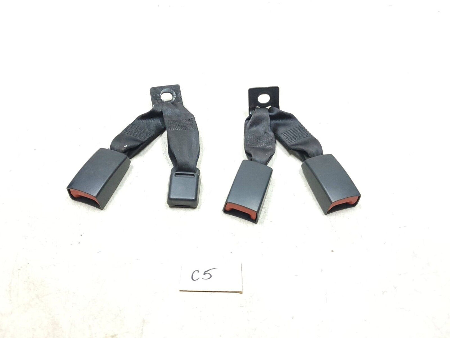 2009-2012 Dodge Caliber Rear Seat Belt Buckle Latch OEM