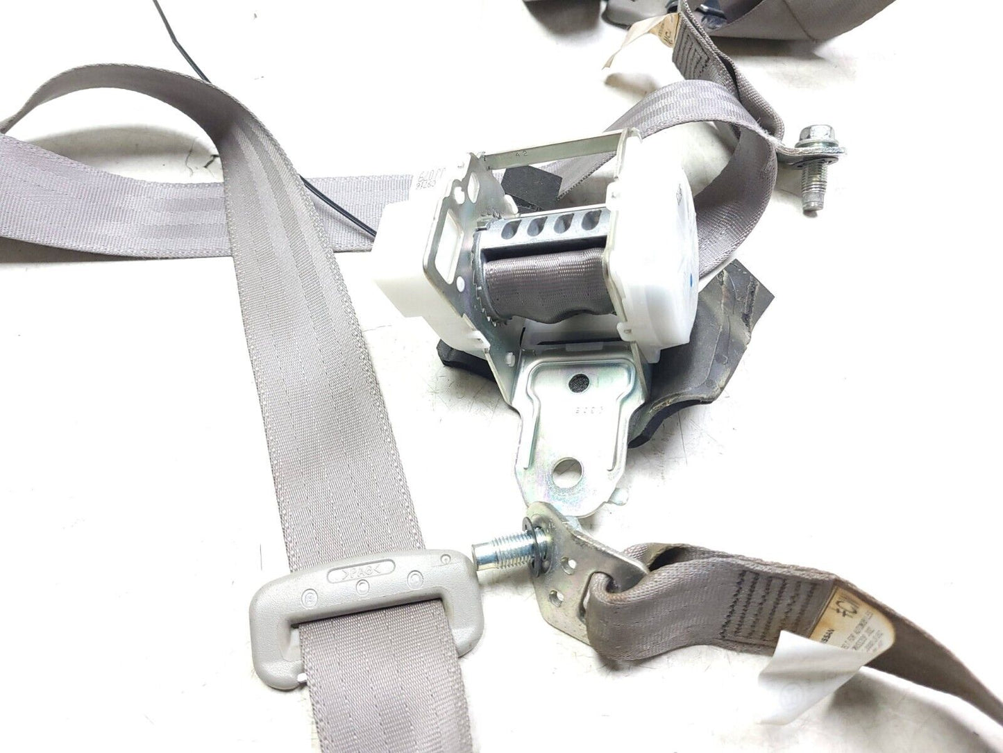 2008 - 2013 Infiniti G37 Seat Belt Retractor Rear Left Right & Center OEM
