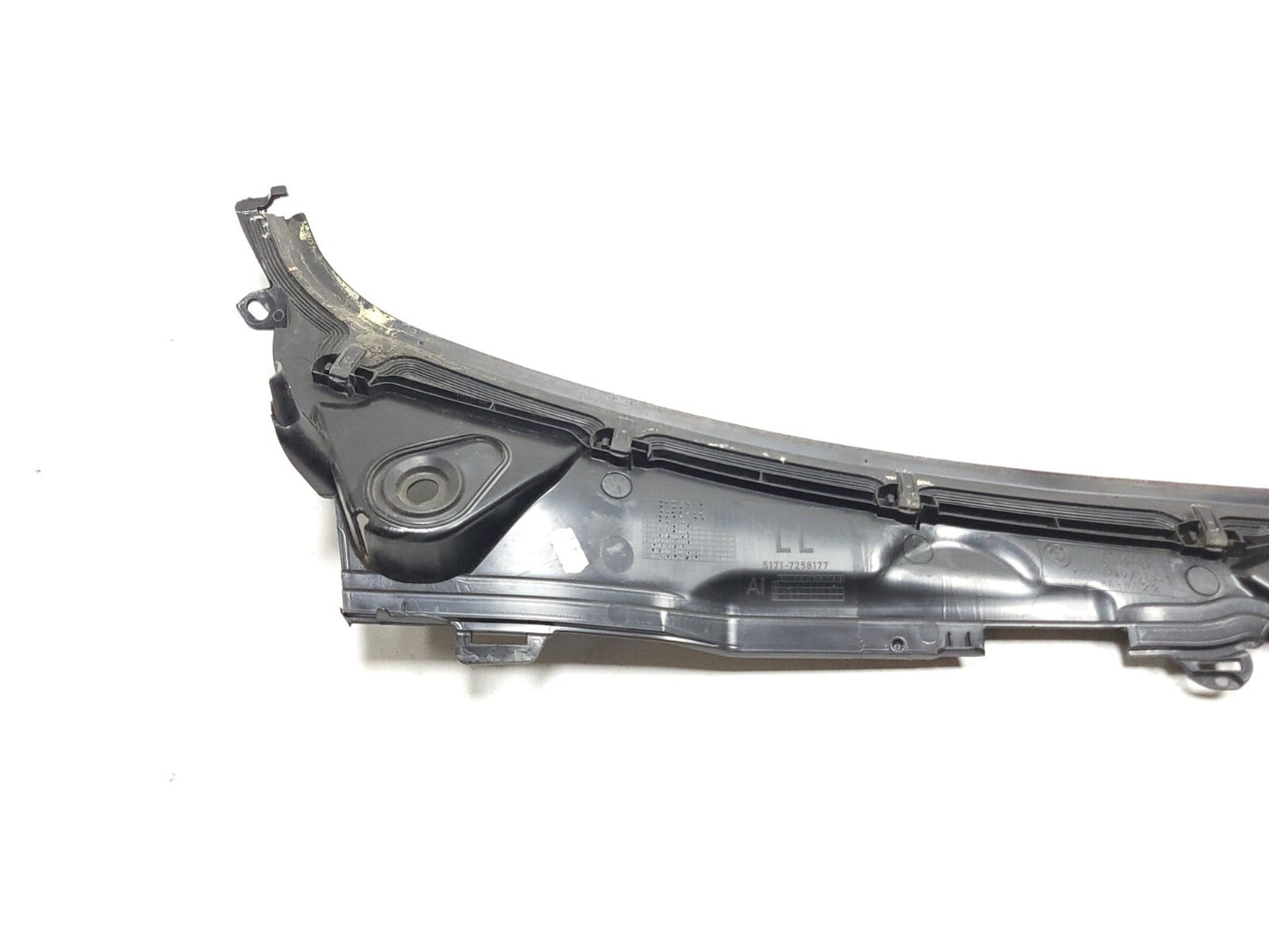 13-18 BMW 330xi F30 Windshield Cowl Grill Trim Cover Panel OEM β
 76k Miles
