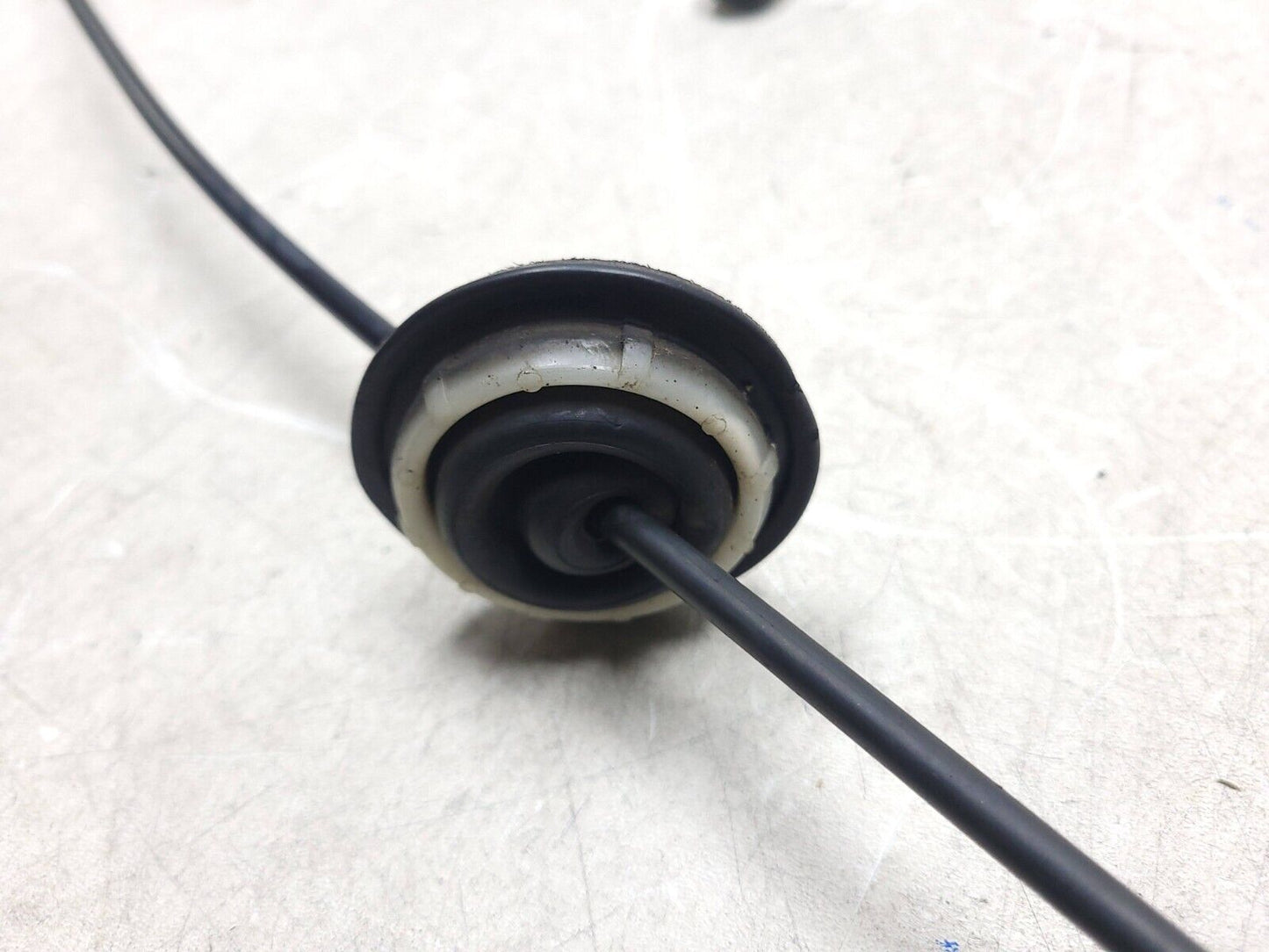 10-14 Chevrolet Suburban Tahoe Gear Shifter Selector Cable At 5.3l OEM