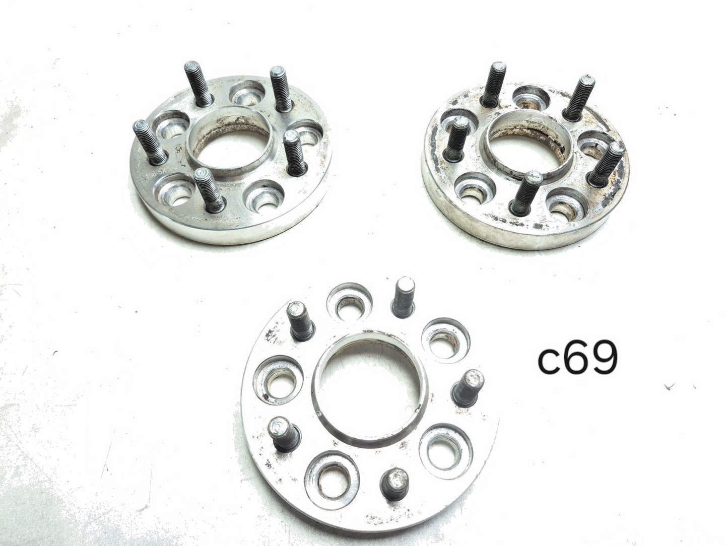 2013 Ford Focus St Wheel Adapter 5x108 3pcs OEM