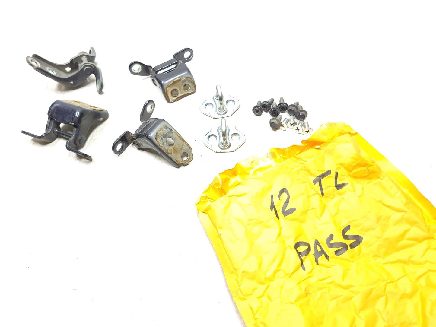 2009 - 2014 Acura Tl Door Hinge Passenger Side Right Front & Rear OEM