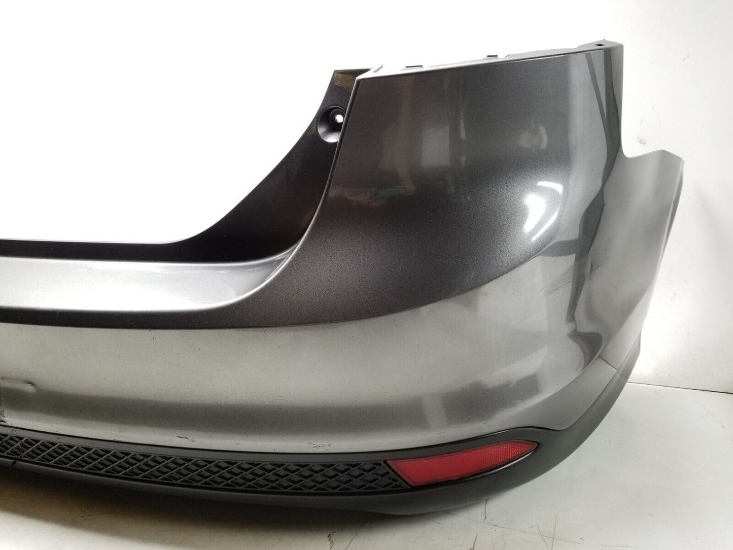 12-14 Ford Focus Rear Bumper Cover *has Scratch & Dent* OEM Color Code Uj ā