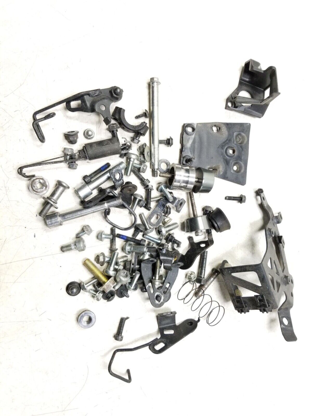 2014 - 2016 Honda Cbr650f Misc Bolt Hardware Screw Nuts Bracket OEM