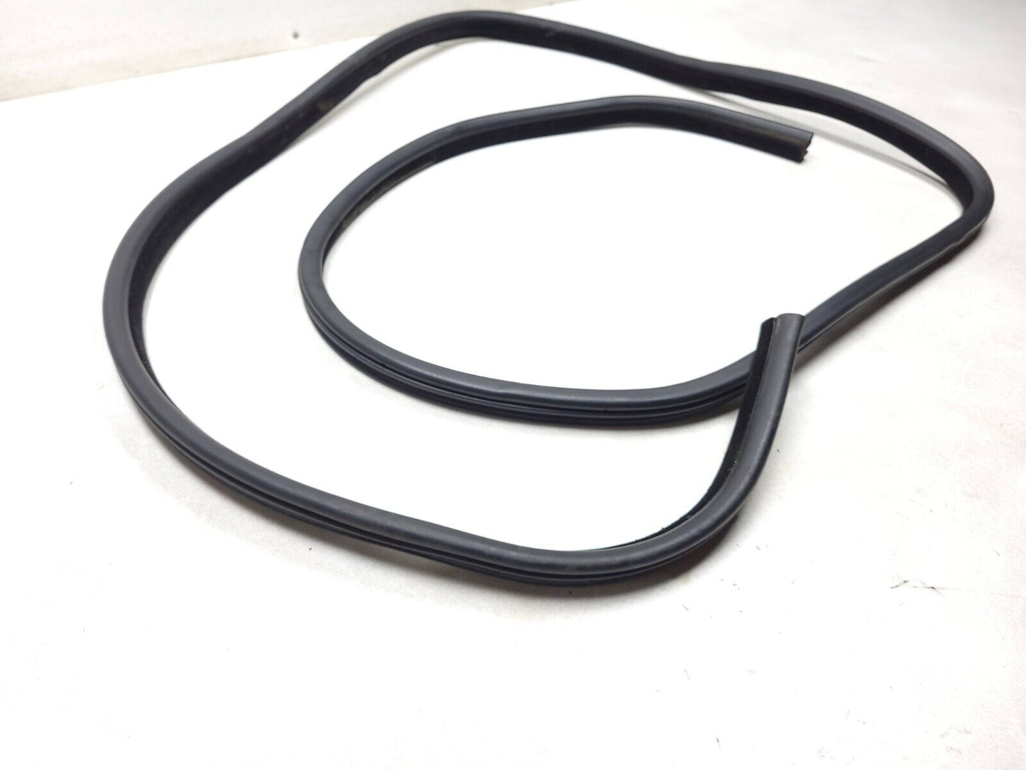 2006-2012 Range Rover Door Weatherstrip Seal Rear Left Driver Side OEM