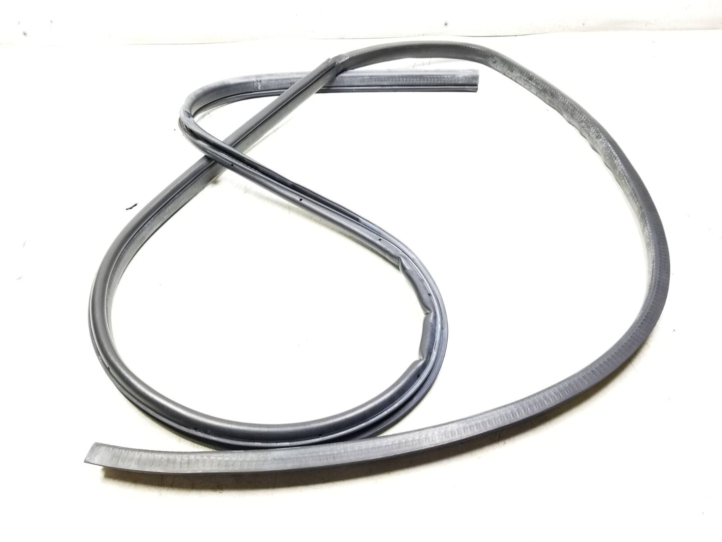 2013-2016 Scion Fr-s Door Window Belt Seal Front Passenger Side Right OEM