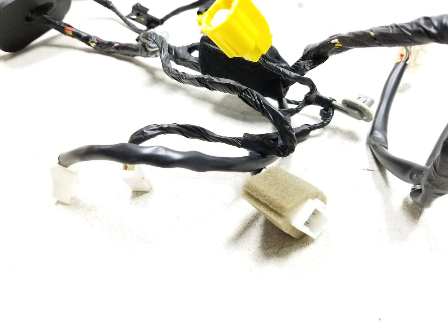 09 - 12 Hyundai Genesis Coupe Door Wire Harness Driver Side Left OEM