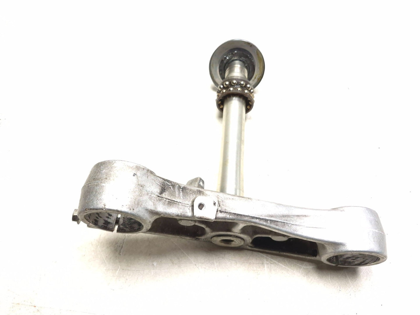 2002 Suzuki V-strom 1000 Dl1000 Triple Tree Lower OEM