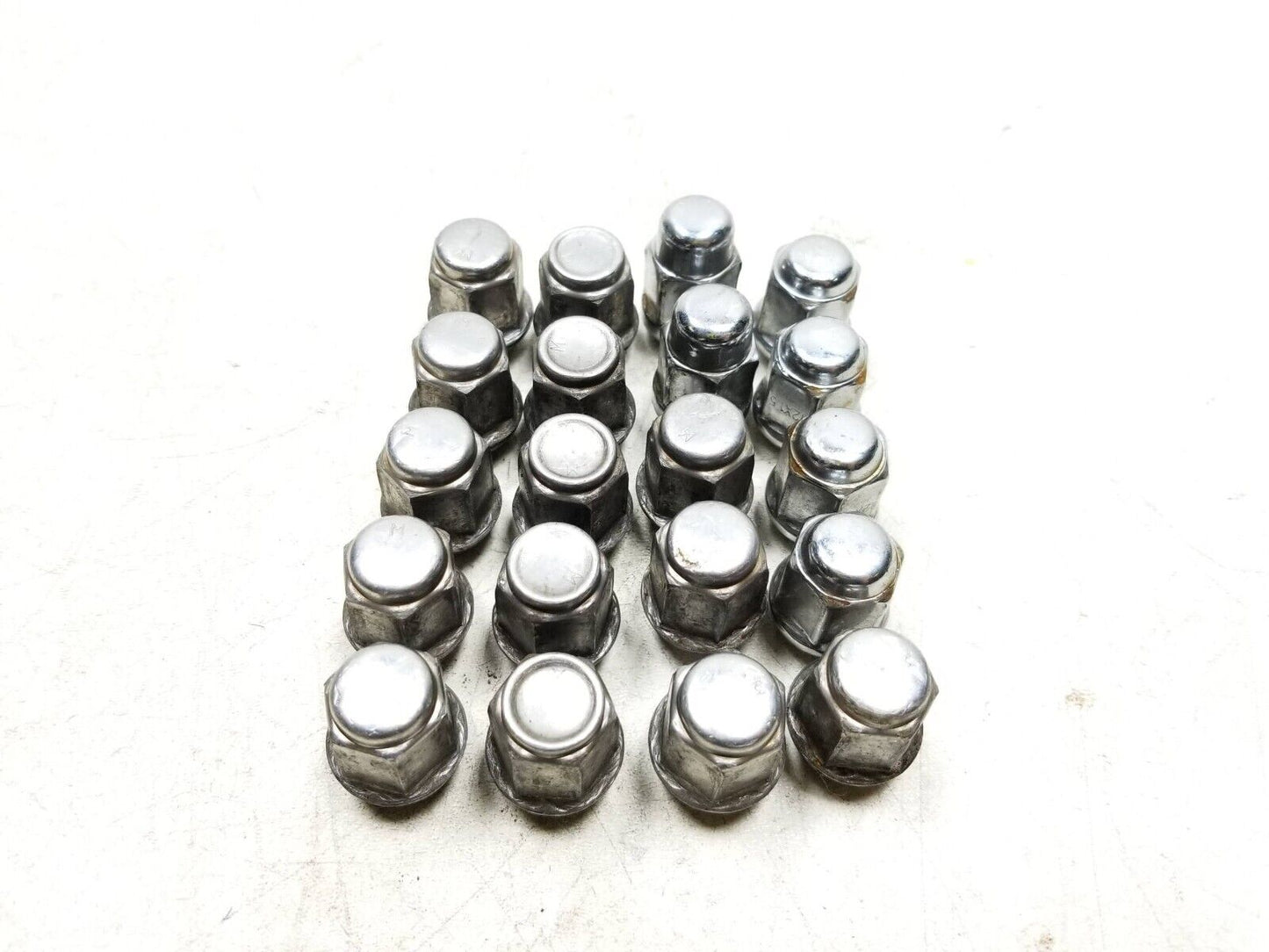 11-15 Chrysler 200 Wheel Lug Nut 20pcs OEM 133k