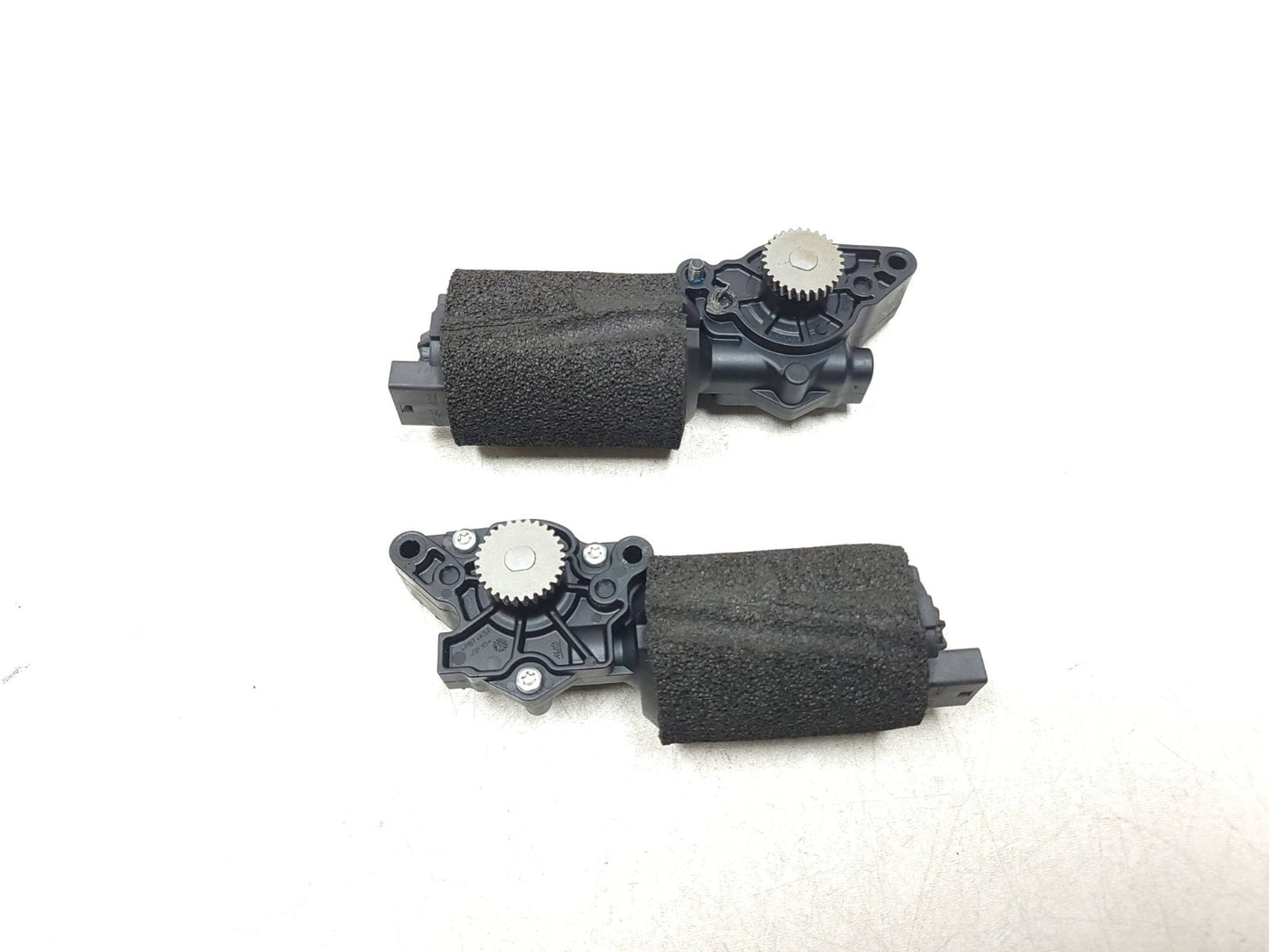 2010 - 2019 Jaguar XJ Panoramic Roof Blind Motor Set 2 OEM