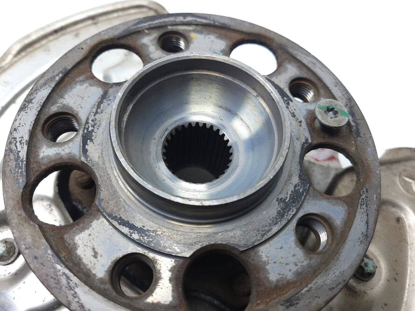 2015- 2020 Mercedes C300 AWD Wheel Spindle Knuckle Rear Passenger Side Right OEM