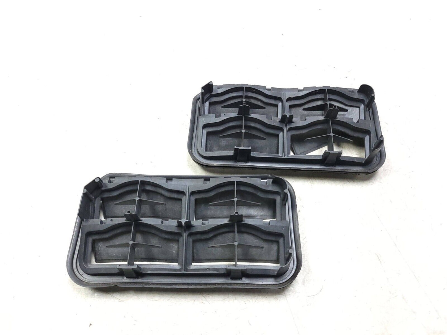 10-15 Chevrolet Equinox Rear Quarter Pressure Vent Flap Pair OEM