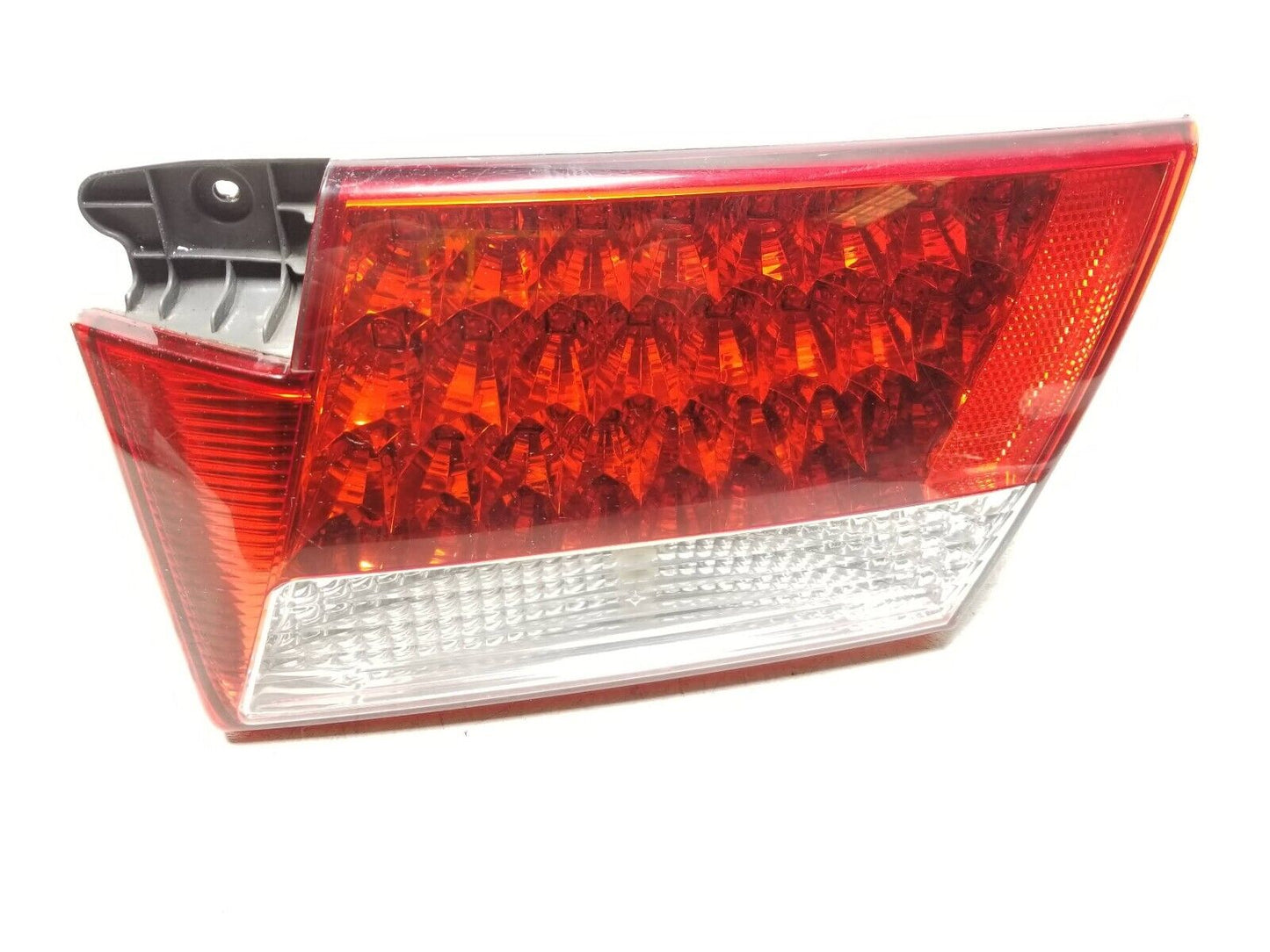 06 - 10 Hyundai Azera Inner Tail Light Pair OEM