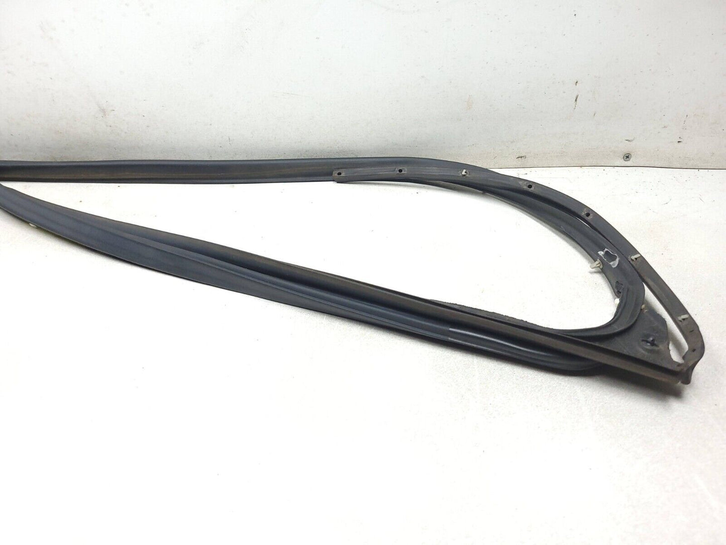 07-09 Mitsubishi Outlander Door Weatherstrip Seal Rear Driver Side Left 2pcs OEM