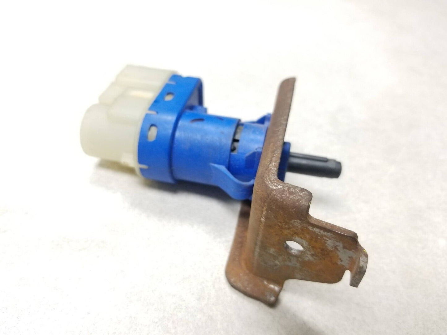 15 16 17 Chrysler 200 Brake Pedal Light Sensor Switch  OEM