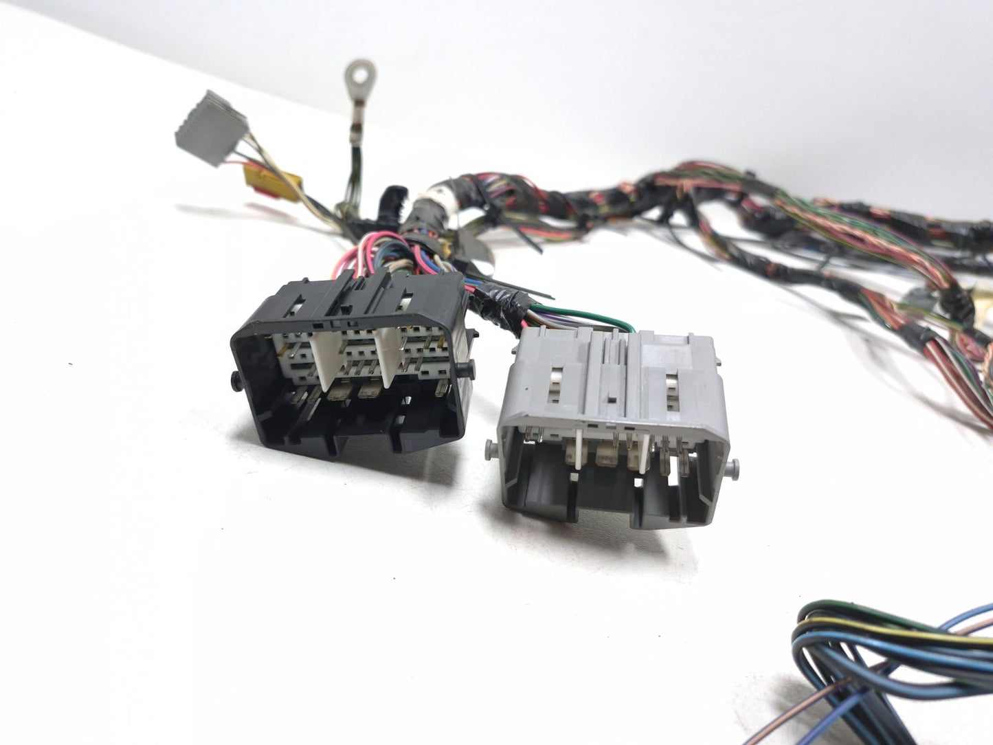 2010 Dodge Caliber Sxt Dash Wire Harness 68057502aa OEM