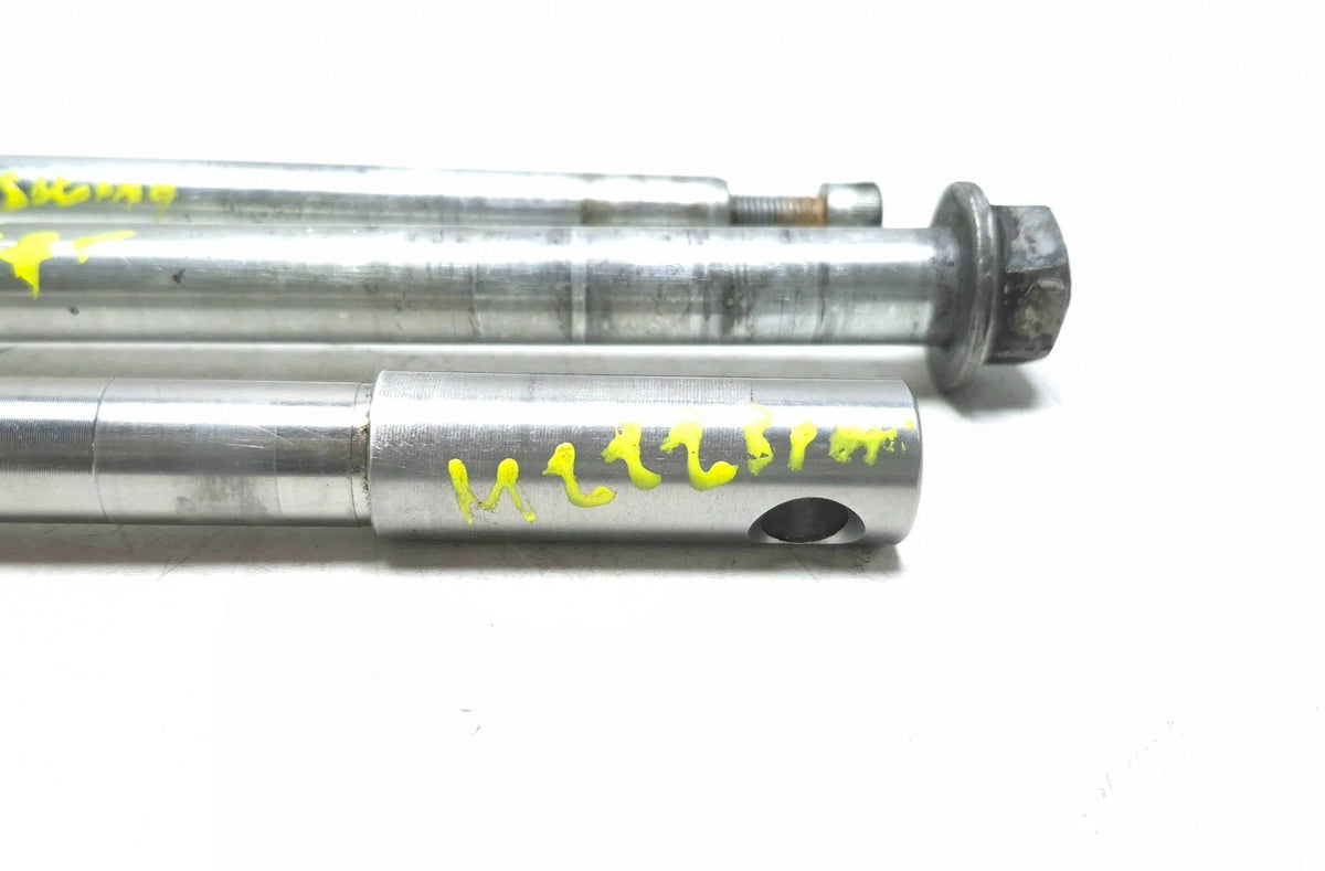 1998 Harley Sportster Xl1200 Xl883 Wheel & Swingarm Axle Bolt 3 Pcs OEM