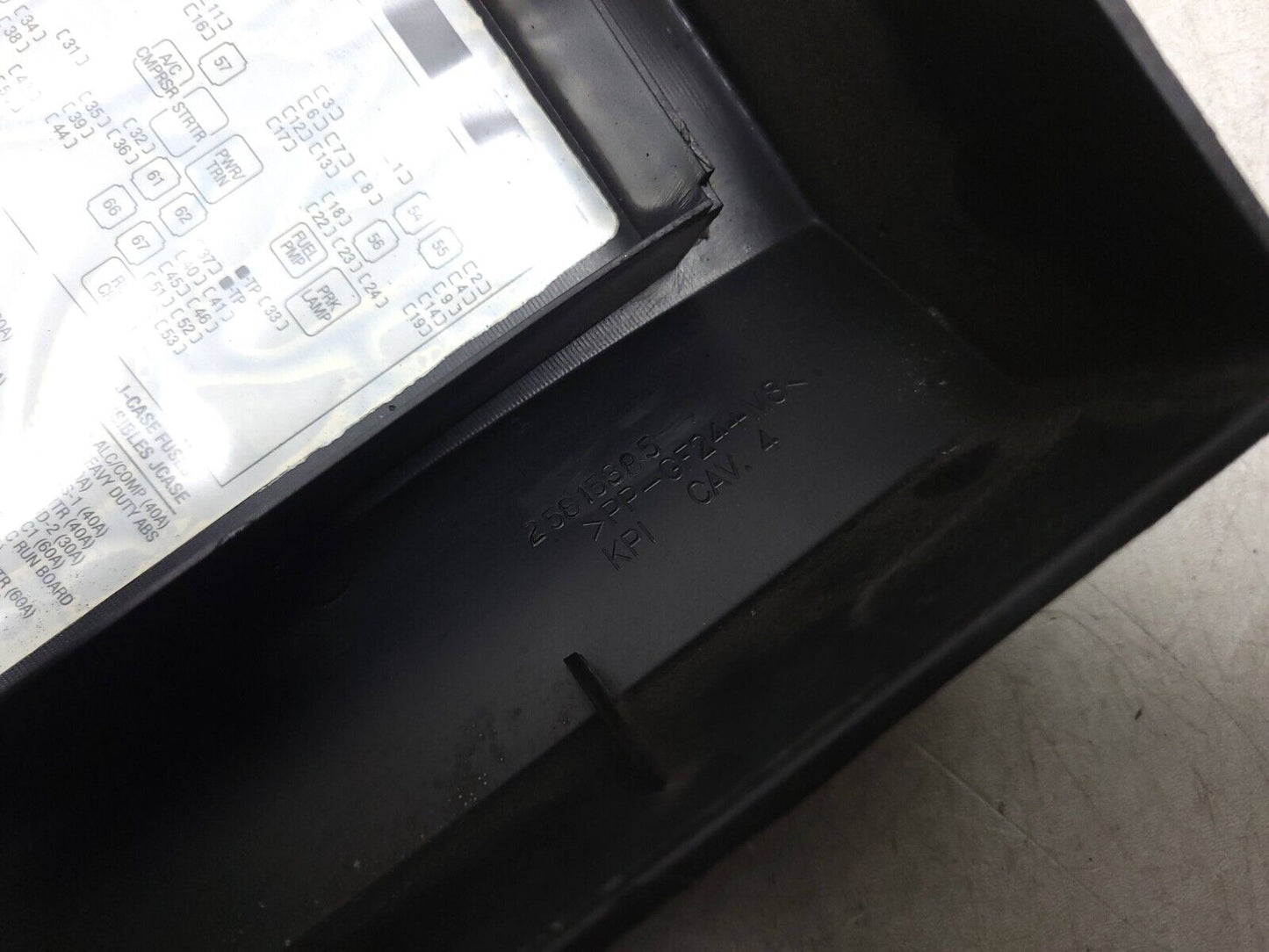 10-14 Chevrolet Suburban Fuse Box Cover Lid Bracket OEM
