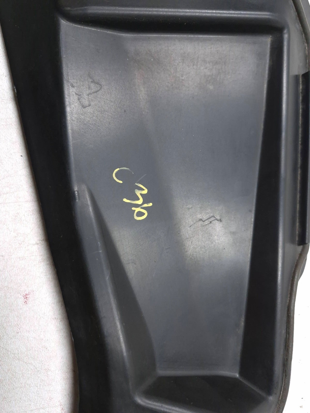 2014 Fiat 500l Windshield Left Driver Side Cowl Protection Cover Trim OEM