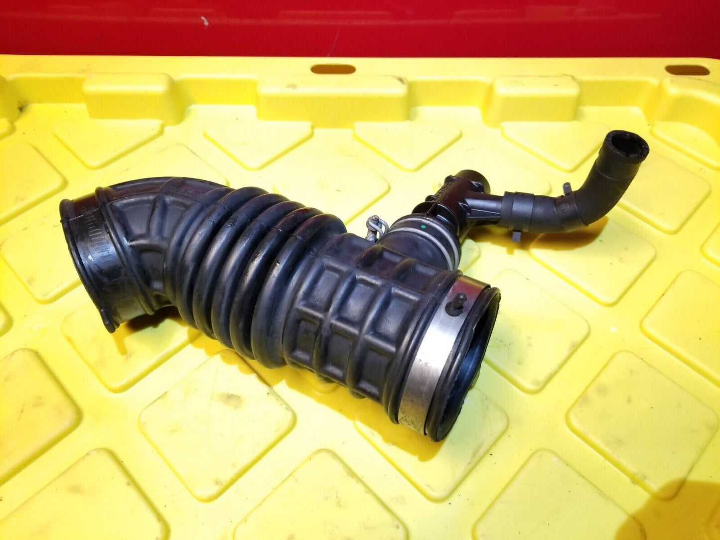 13 - 16 Nissan Sentra Air Intake Duct 1.8l OEM