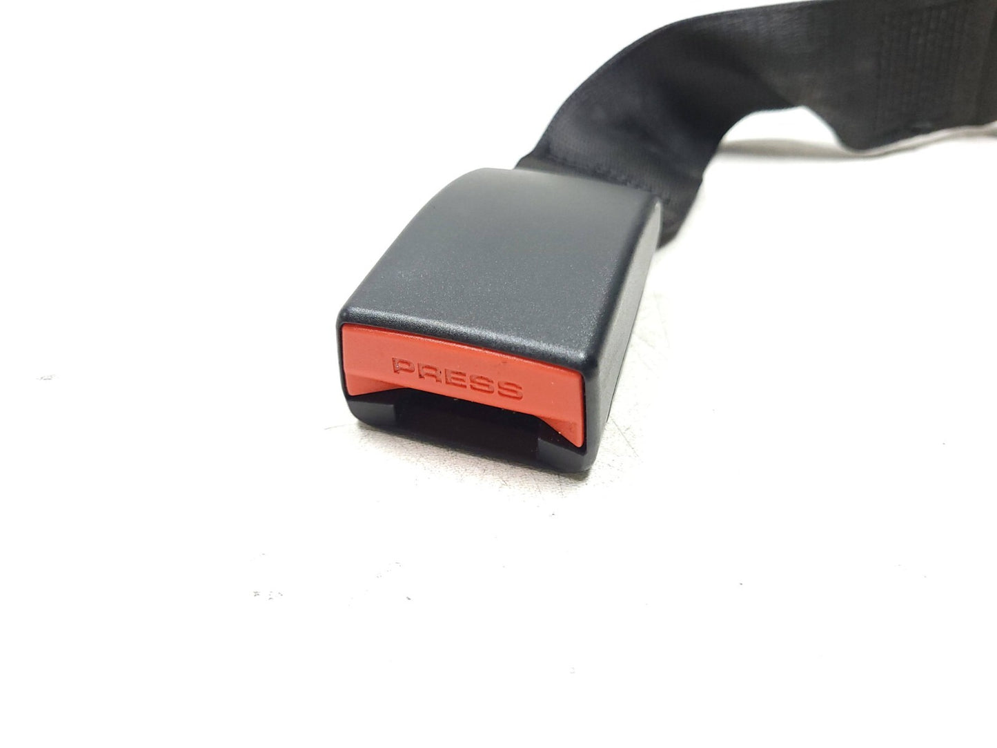 13-18 BMW 330xi F30 Rear Seat Belt Buckle OEM β
 76k Miles