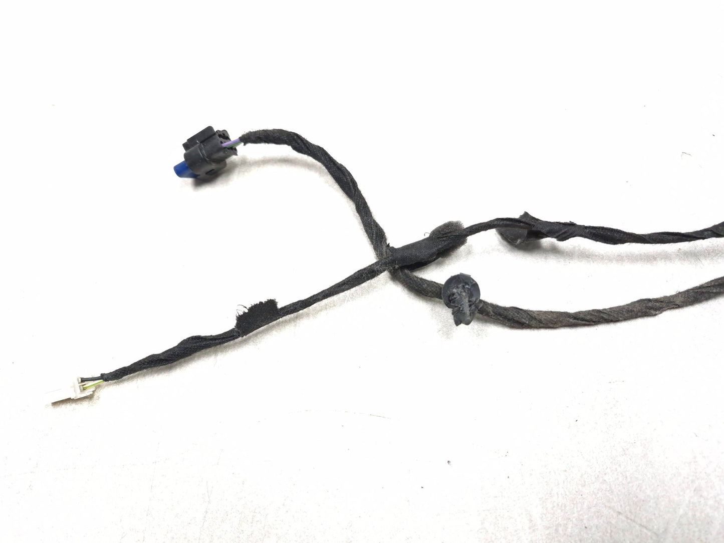 2018 Chrysler 300 Limited AWD Rear Driver Side Door Wiring Harness OEM
