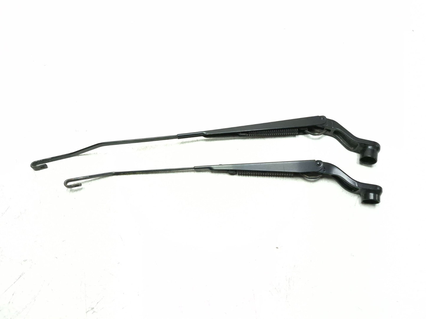 2010 Dodge Caliber Sxt Windshield Wiper Arm Pair OEM