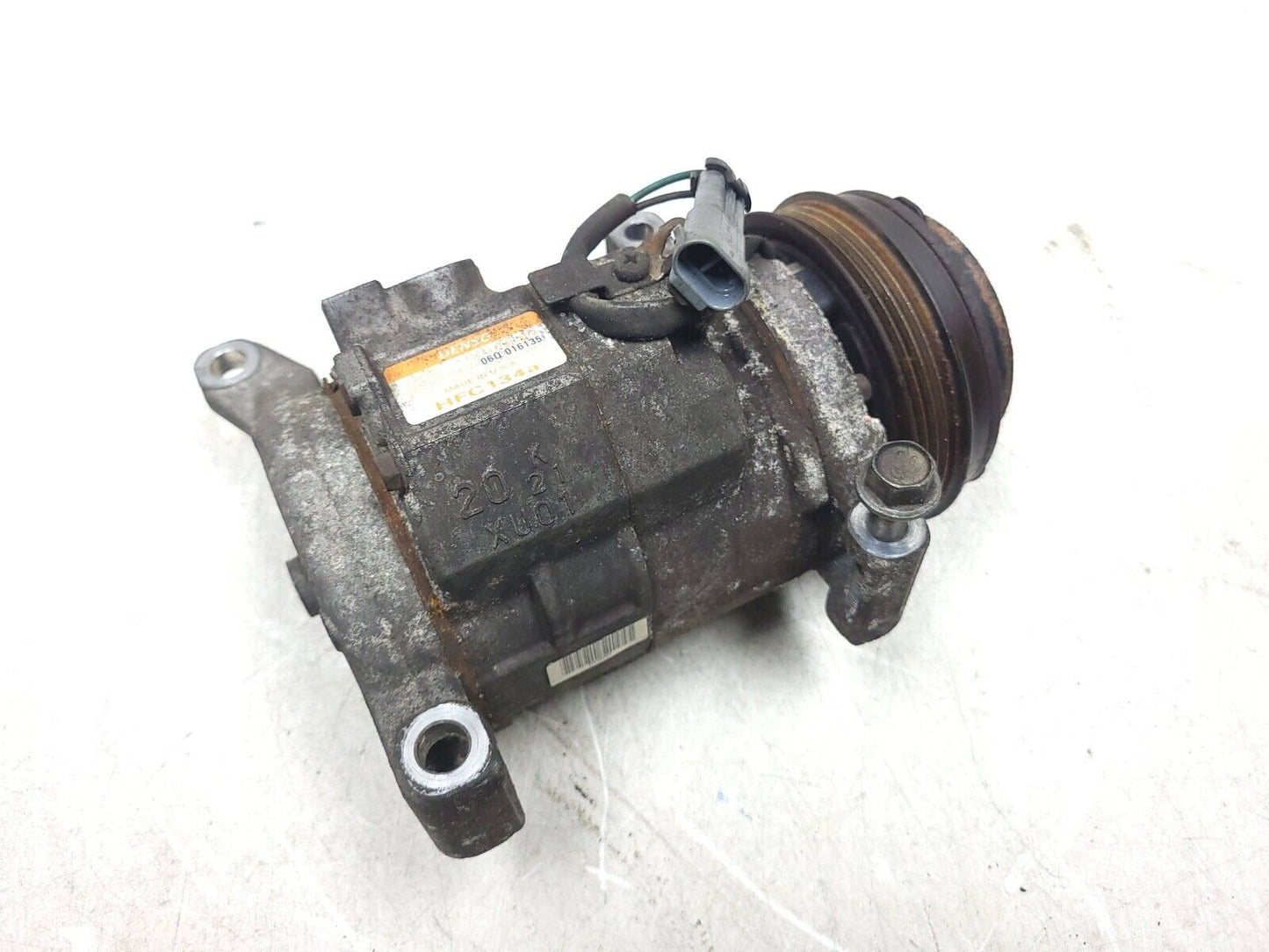 10-14 Chevrolet Suburban AC Compressor 5.3l OEM