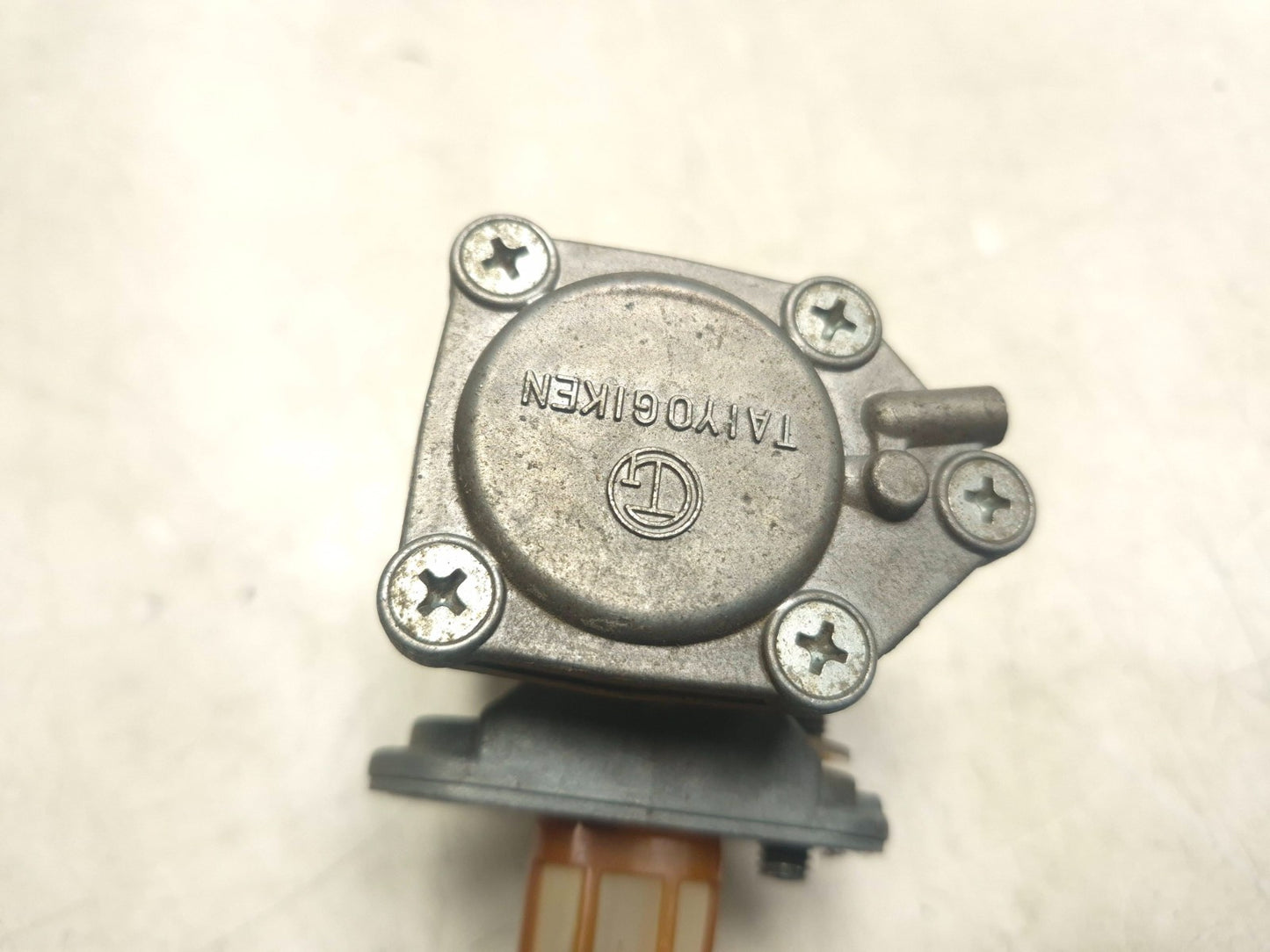2004 Kawasaki Vulcan 800 Vn800 Fuel Tap Petcock Valve OEM