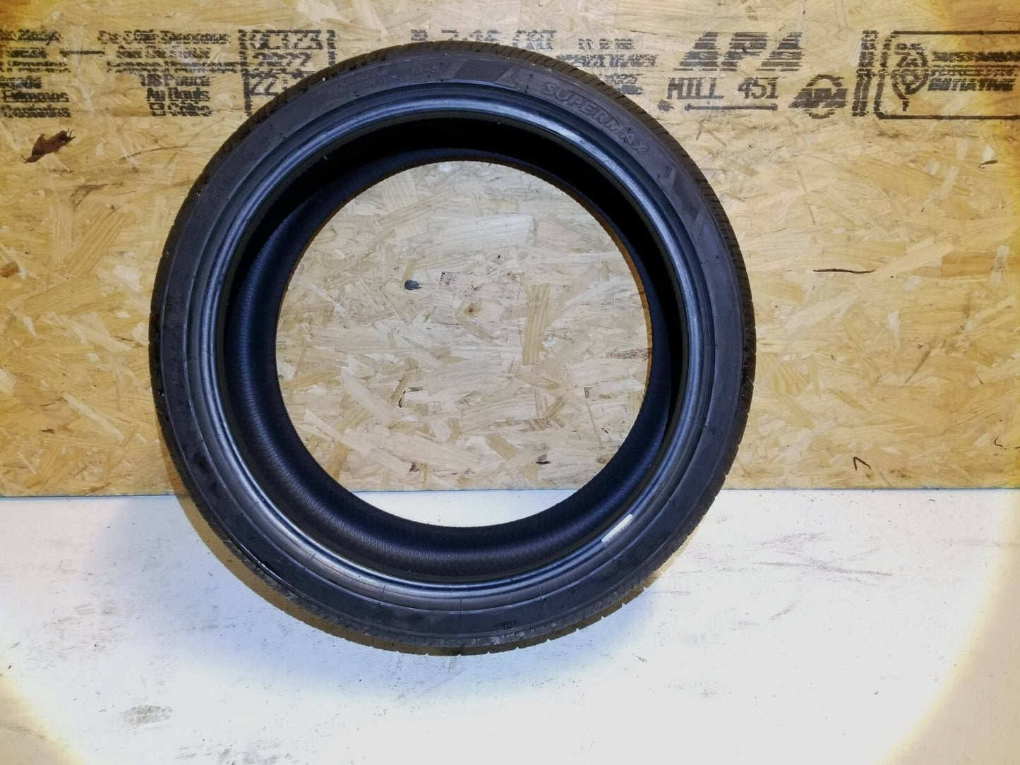 255/35r20 Supermax Tread 7.5/32" Used Tire