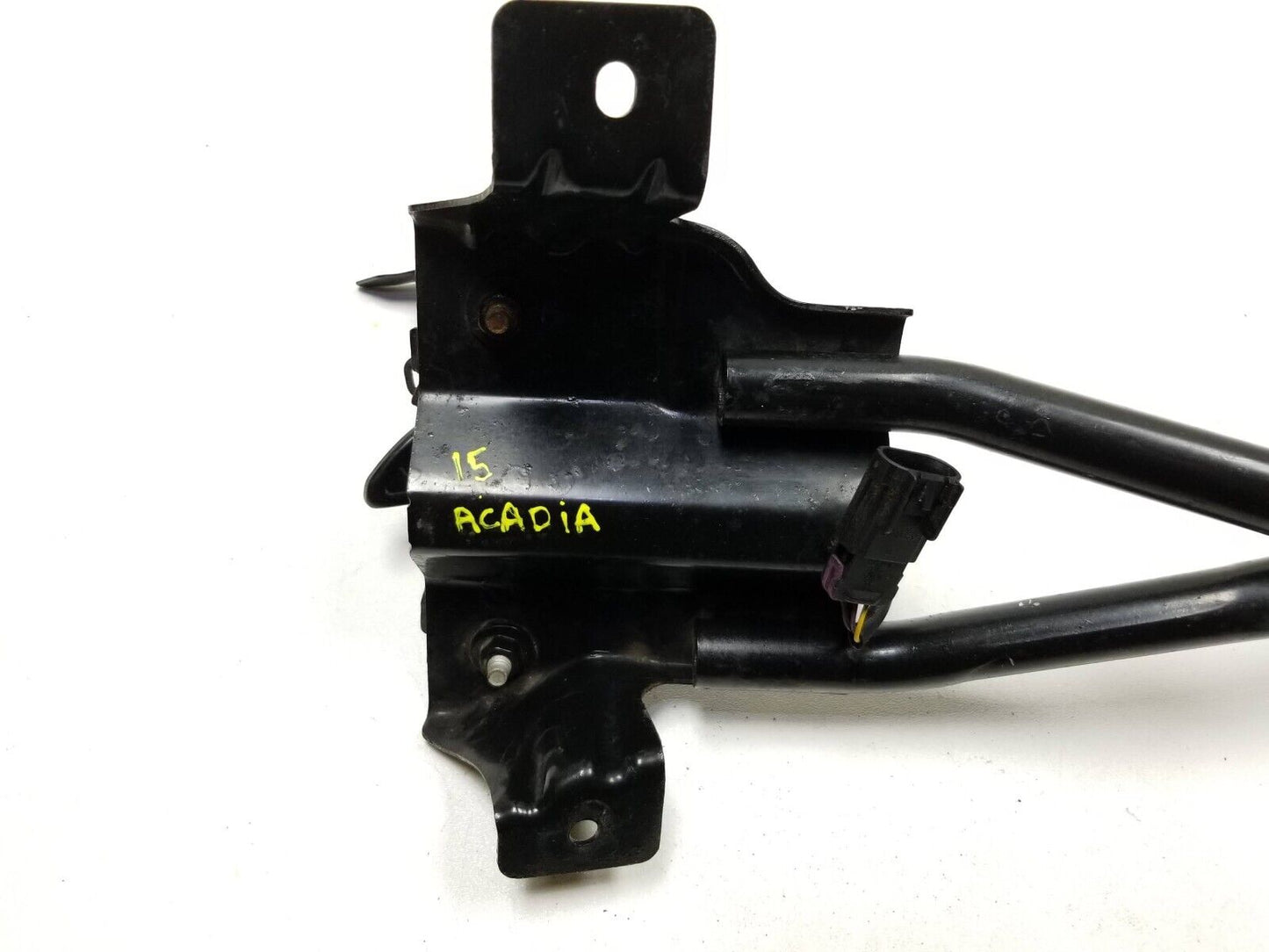13 14 15 16 GMC Acadia Radiator Core Support Bracket Hood Lock OEM