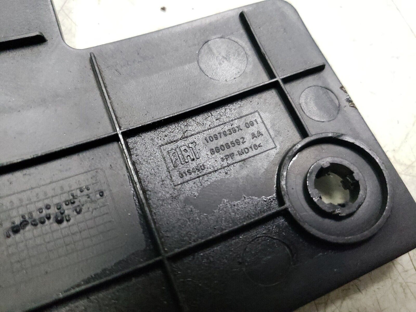 12 13 14 15 16 Fiat 500 Interior Fuse Box Trim Cover Front Left Driver Side OEM