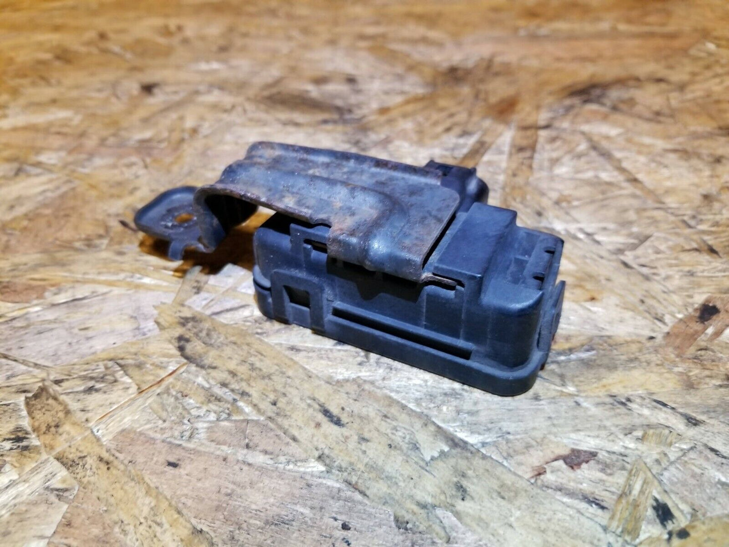 2004 - 2009 Cadillac SRX Air Temperature Sensor 25731293 OEM