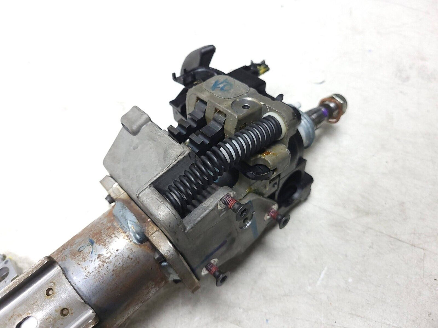 10-14 Chevrolet Suburban Steering Column OEM