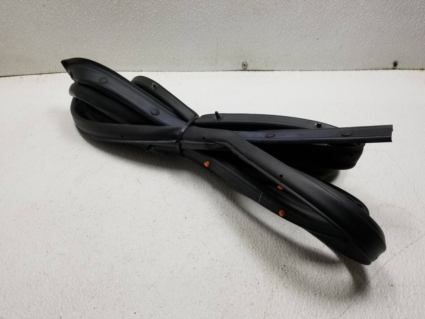 14 15 16 17 Hyundai Elantra Gt Door Weatherstrip Seal Rear Left Driver OEM