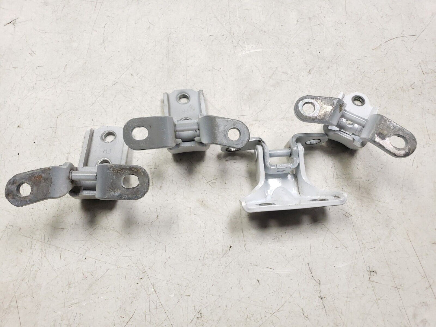 17-20 Hyundai Elantra Door Hinge Front Rear Driver Side Left OEM