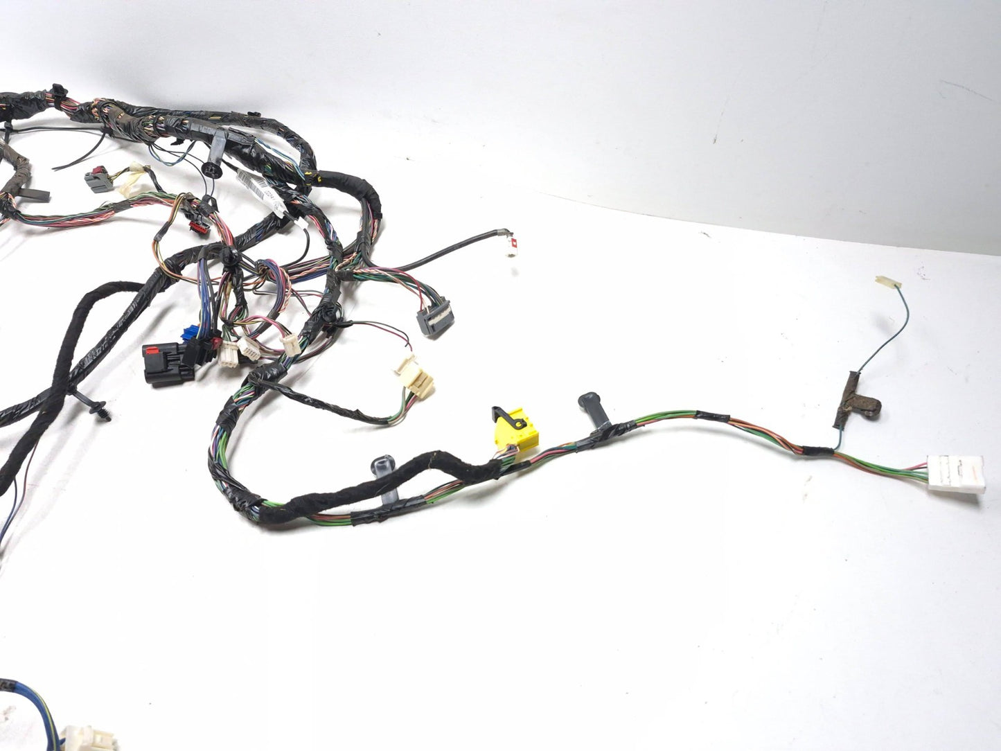 2010 Dodge Caliber Sxt Dash Wire Harness 68057502aa OEM