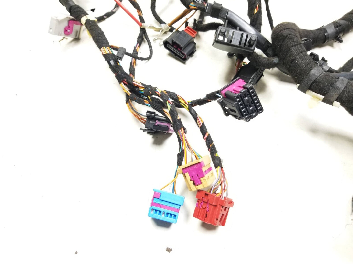 2009 - 2012 Audi Q5 Dashboard Instrument Panel Wiring Harness W/ Fuse Box OEM