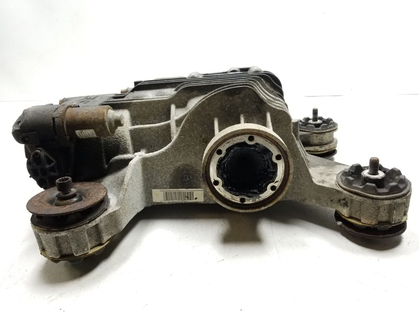 2009 - 2011 Volkswagen Tiguan Rear Differential Carrier OEM